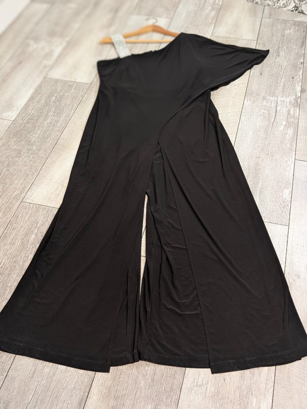 Rhinestone Strap Asymmetric Flutter Sleeve Overlay Jumpsuit - Picture 8 of 15